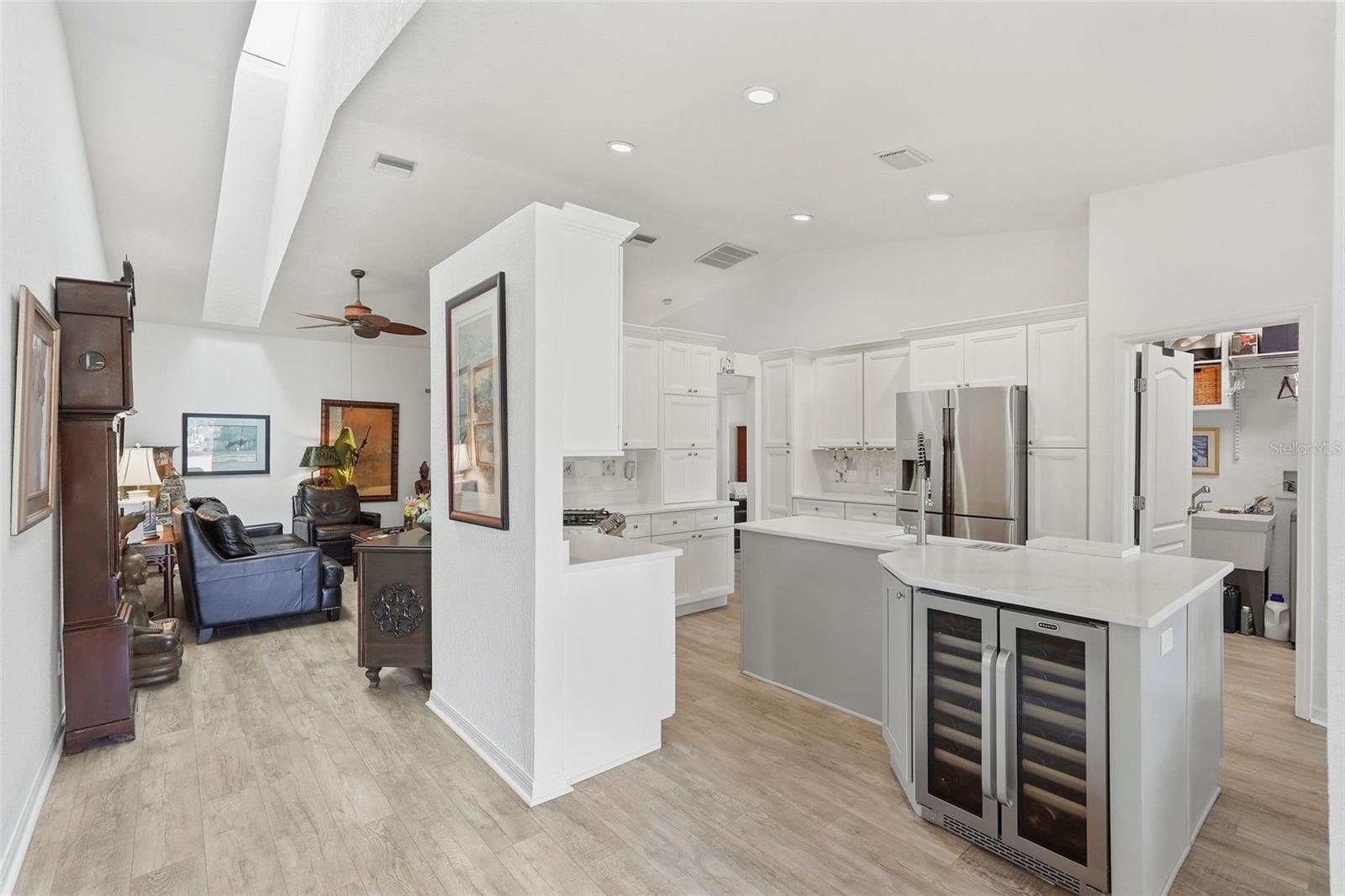 Image 8 of 44 For 4301 52nd Avenue S