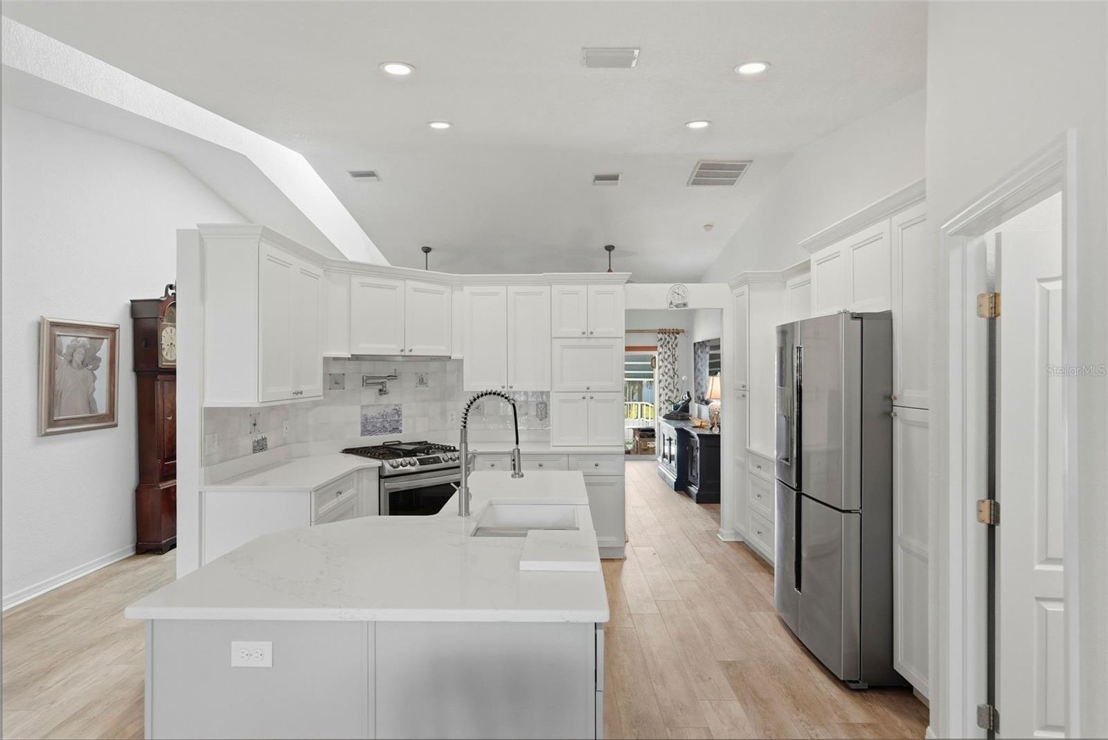 Image 9 of 44 For 4301 52nd Avenue S