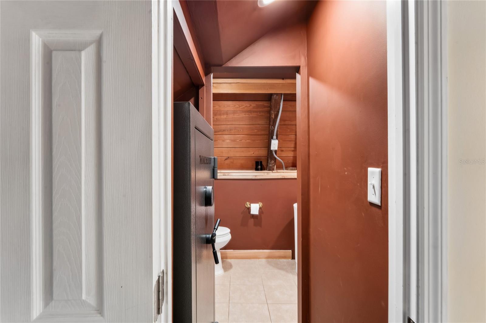 Image 15 of 29 For 9366 Cr 649  