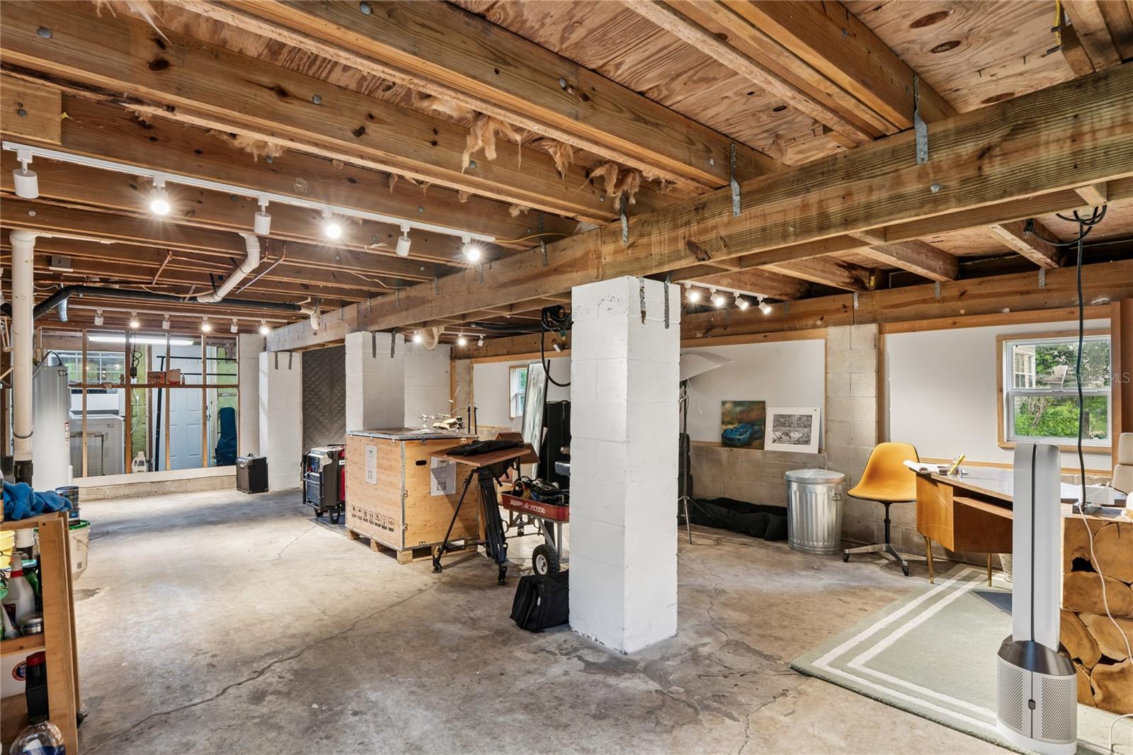 Image 23 of 29 For 9366 Cr 649  