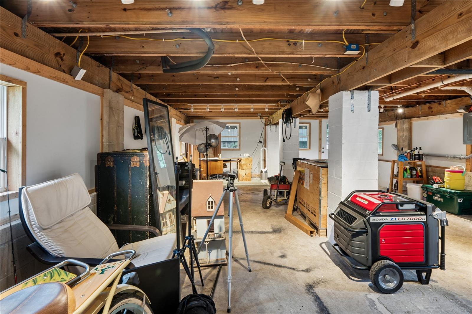 Image 25 of 29 For 9366 Cr 649  