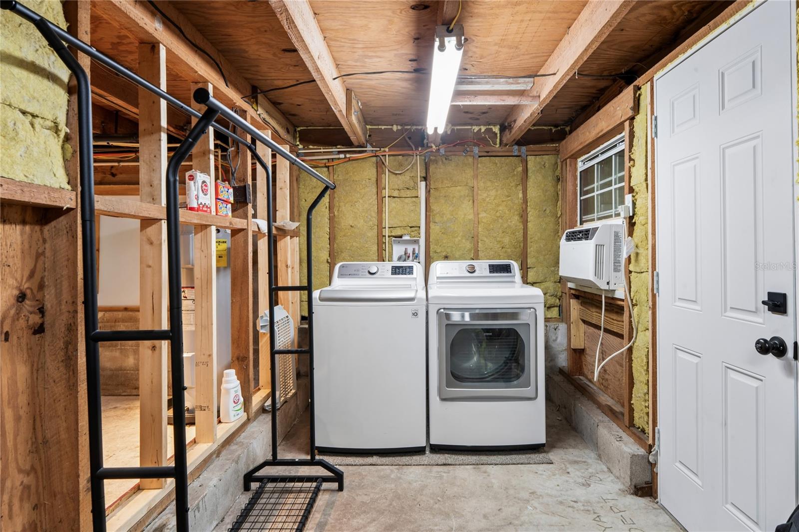 Image 26 of 29 For 9366 Cr 649  