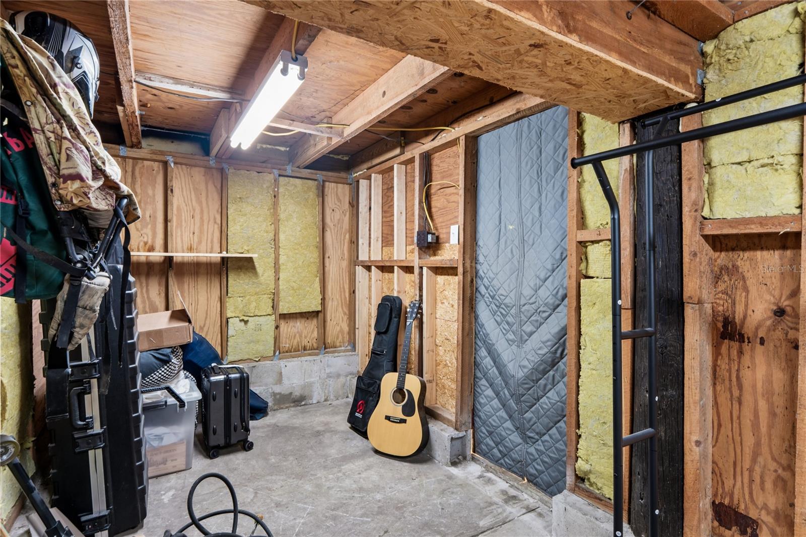 Image 27 of 29 For 9366 Cr 649  