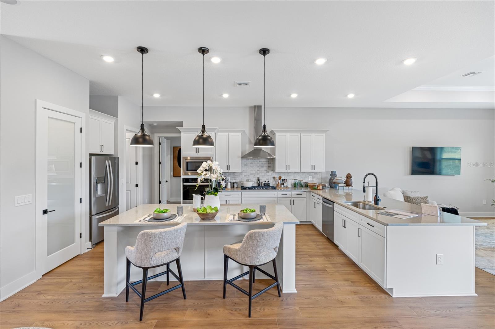 Image 5 of 14 For 5619 Summit View Drive