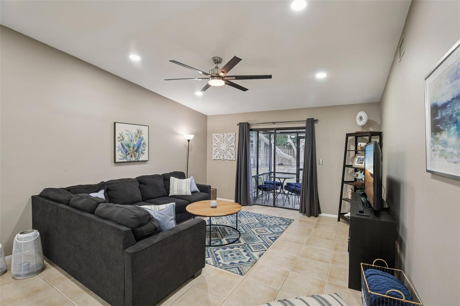 Listing photo id 8 for 39650 Us Highway 19 Highway N 135