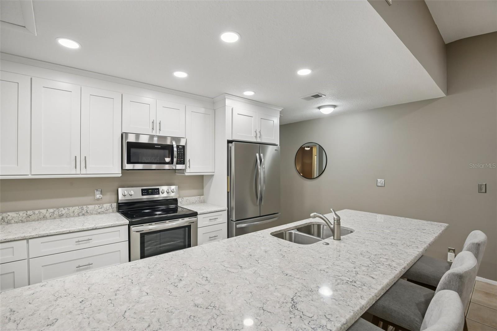 Listing photo id 2 for 39650 Us Highway 19 Highway N 135