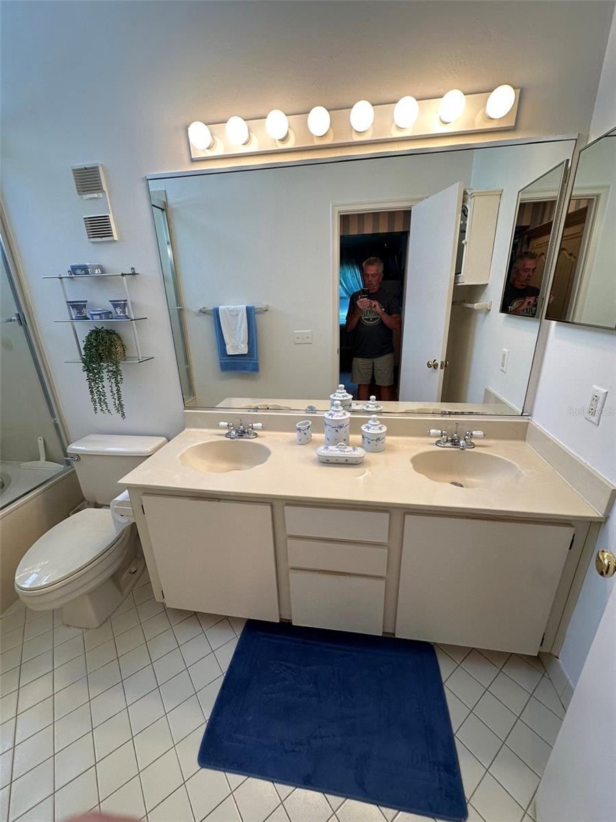 Image 16 of 43 For 6047 Bahia Del Mar Boulevard 266