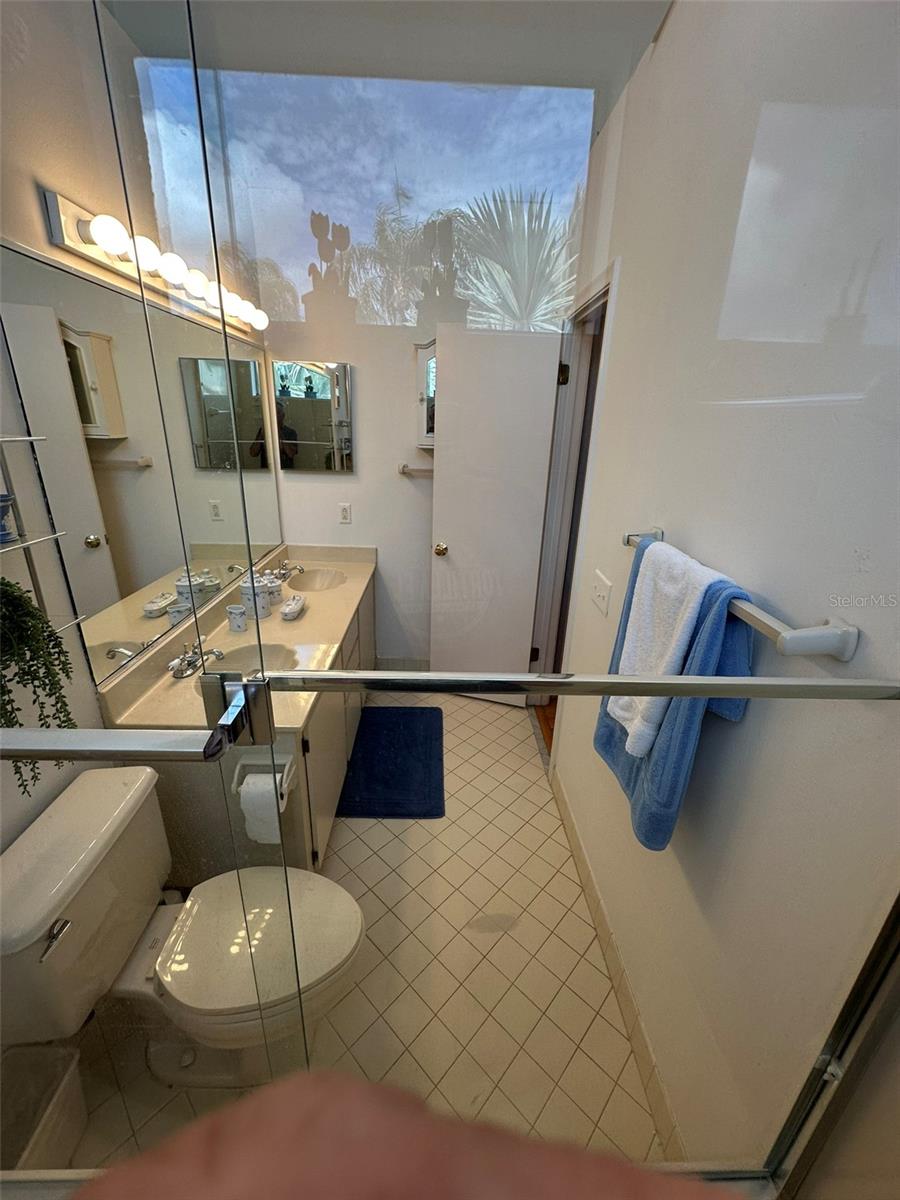 Image 17 of 43 For 6047 Bahia Del Mar Boulevard 266