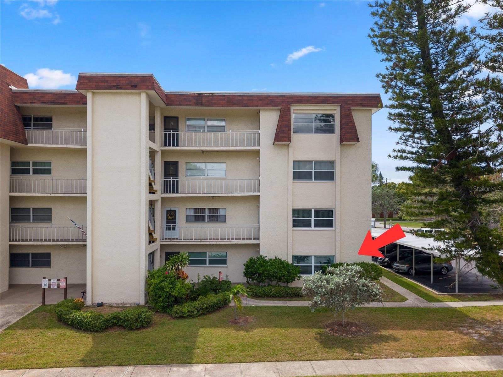 Details for 209 Lincoln Circle N 109, ST PETERSBURG, FL 33702