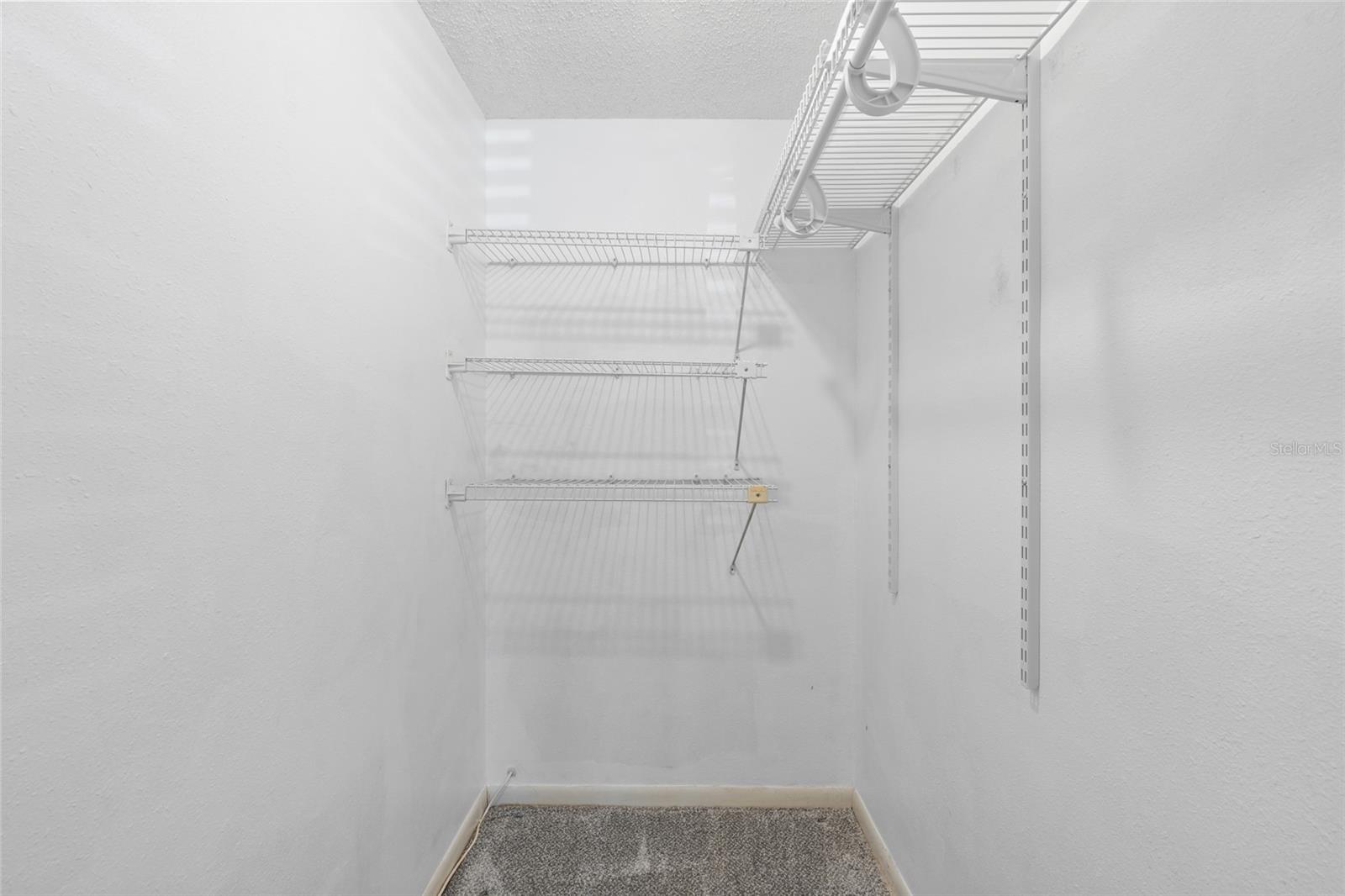 Image 12 of 24 For 209 Lincoln Circle N 109