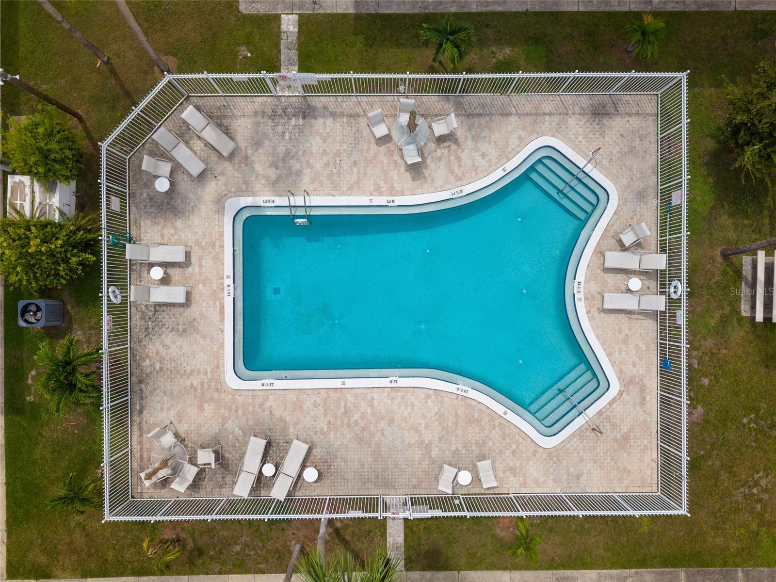 Image 21 of 24 For 209 Lincoln Circle N 109