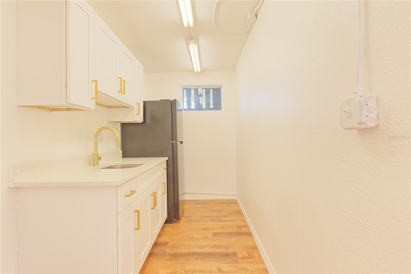 Image 4 of 22 For 1200 40th Street S