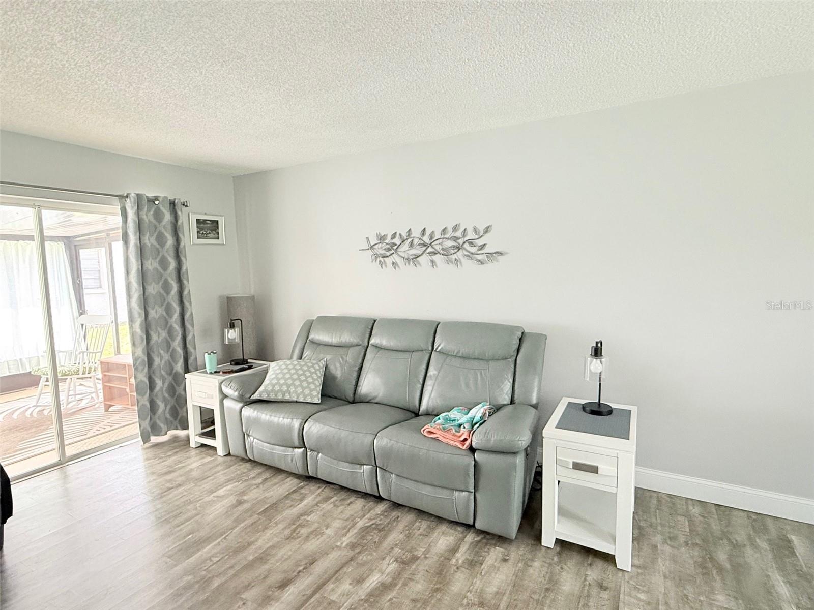 Image 3 of 22 For 3357 38th Street S C