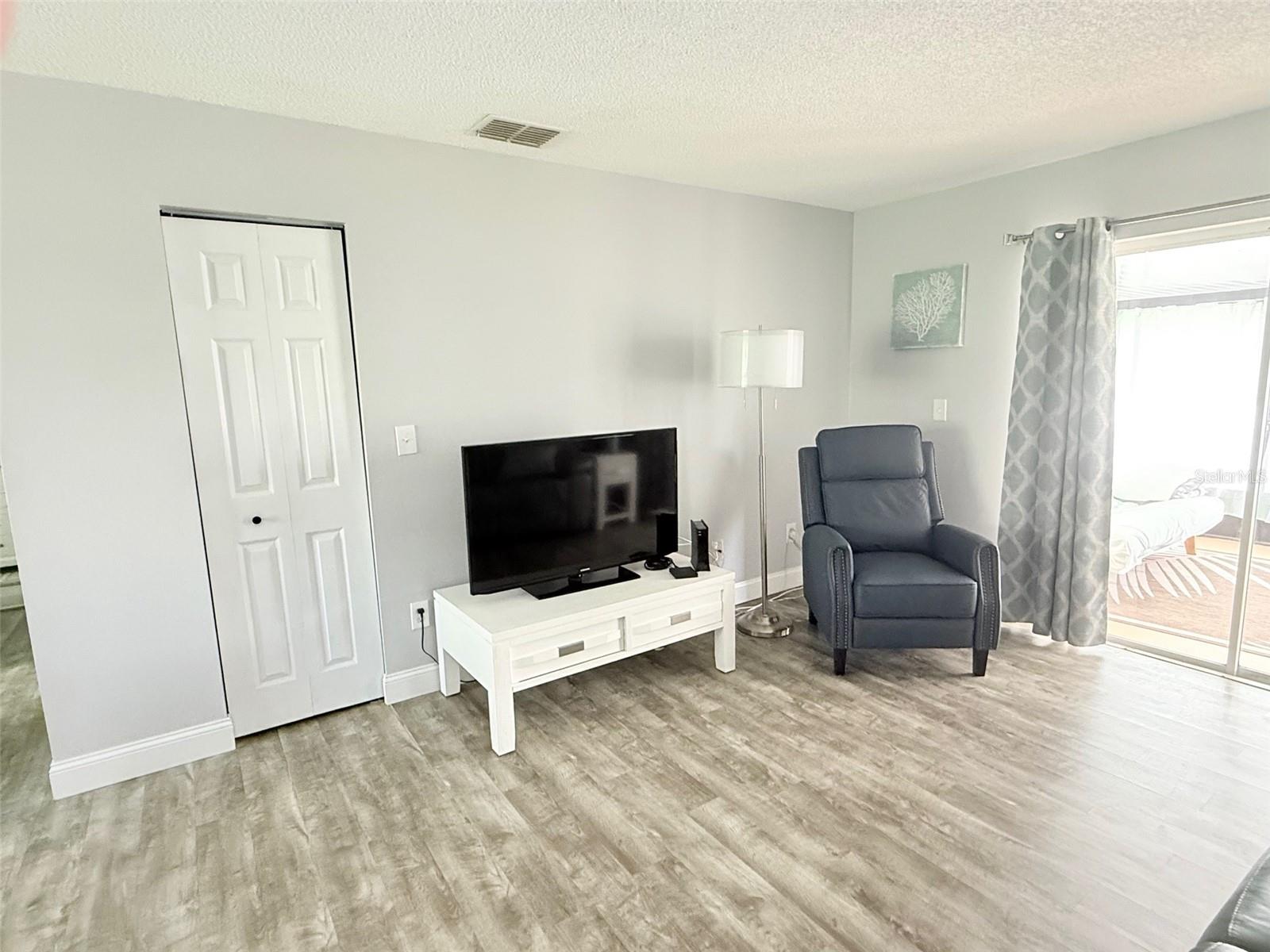 Image 5 of 22 For 3357 38th Street S C