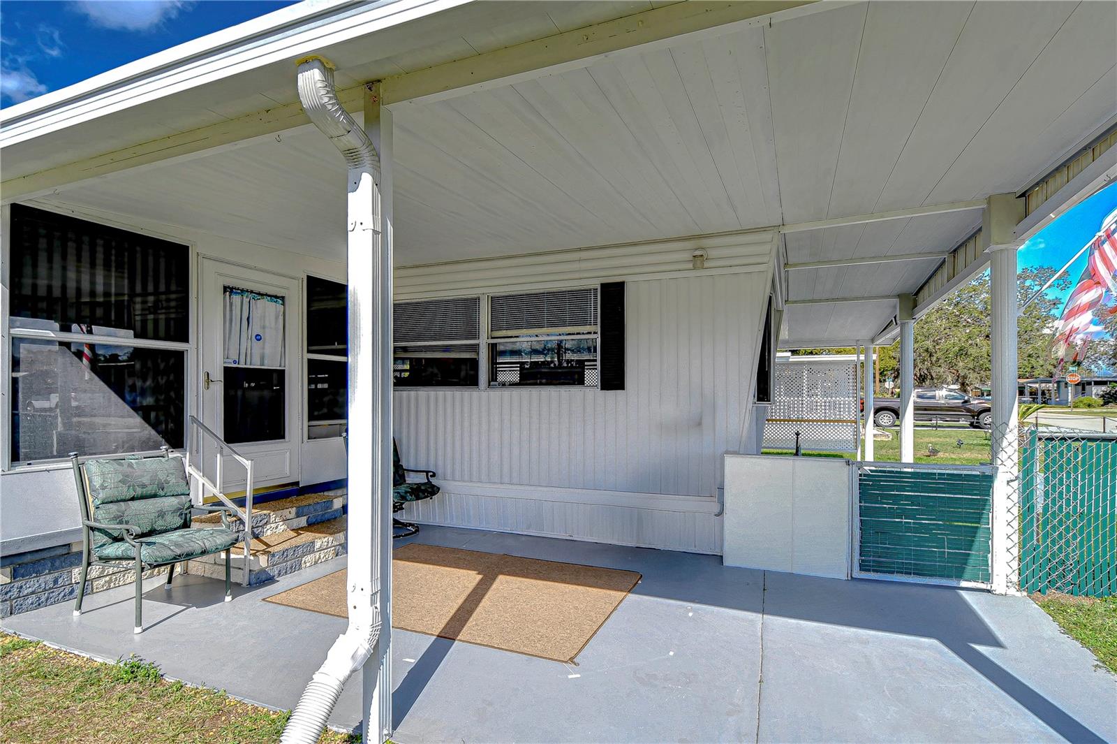 Image 13 of 51 For 4529 Olive Drive