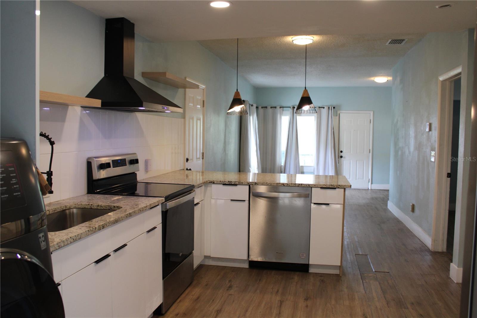 Image 11 of 19 For 1106 Dr Martin Luther King Jr Boulevard