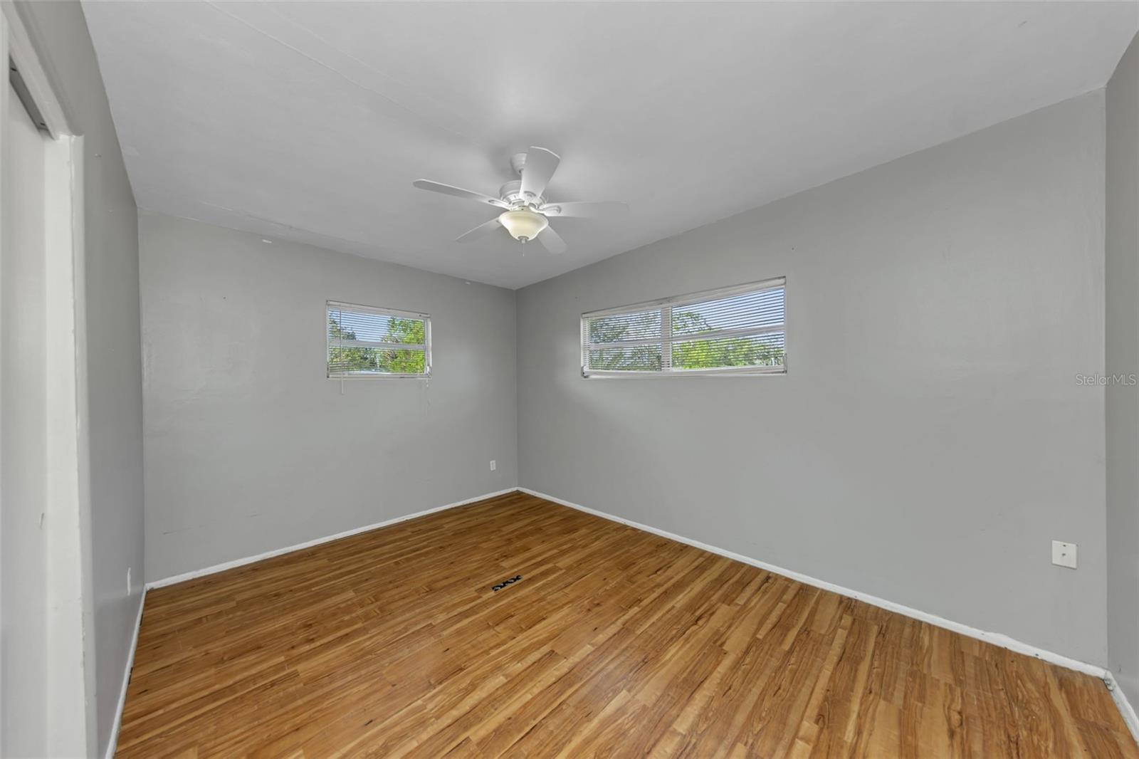 Image 11 of 16 For 4040 Flamingo Drive