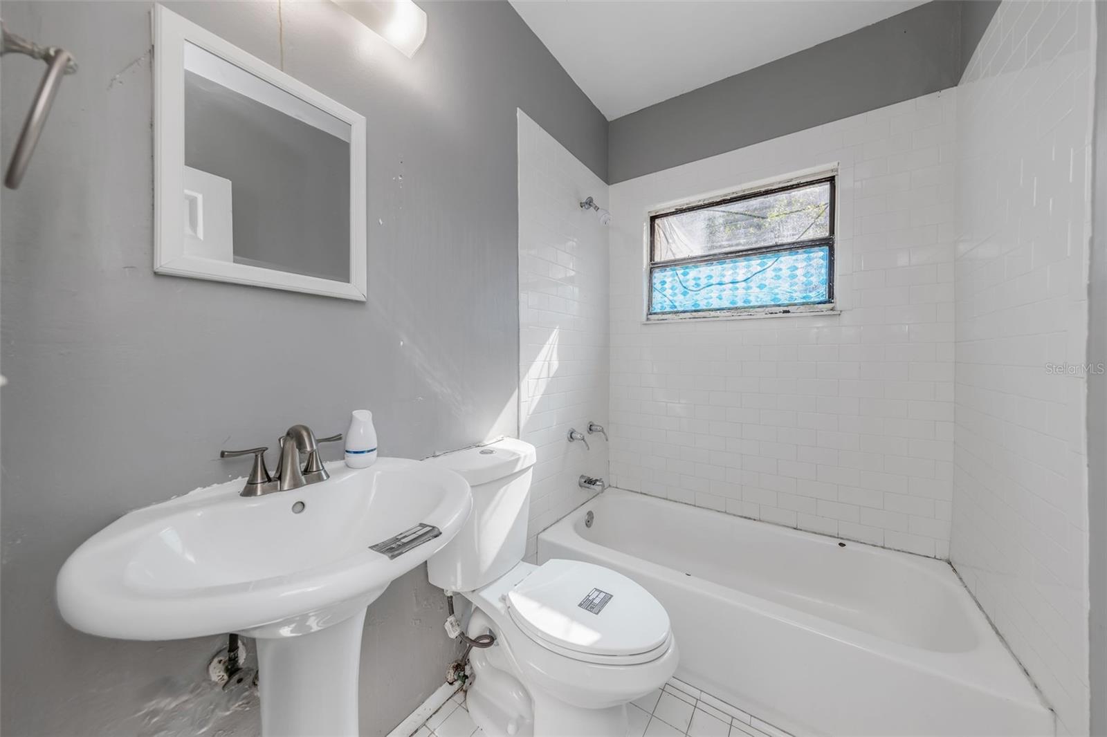 Image 13 of 16 For 4040 Flamingo Drive