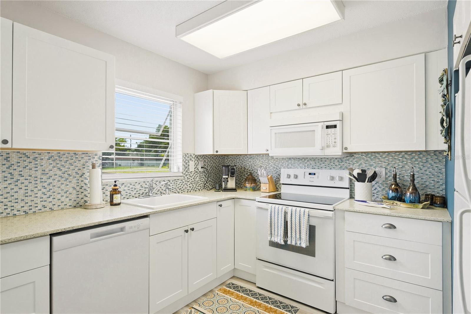 Image 12 of 45 For 854 Sky Loch Drive N