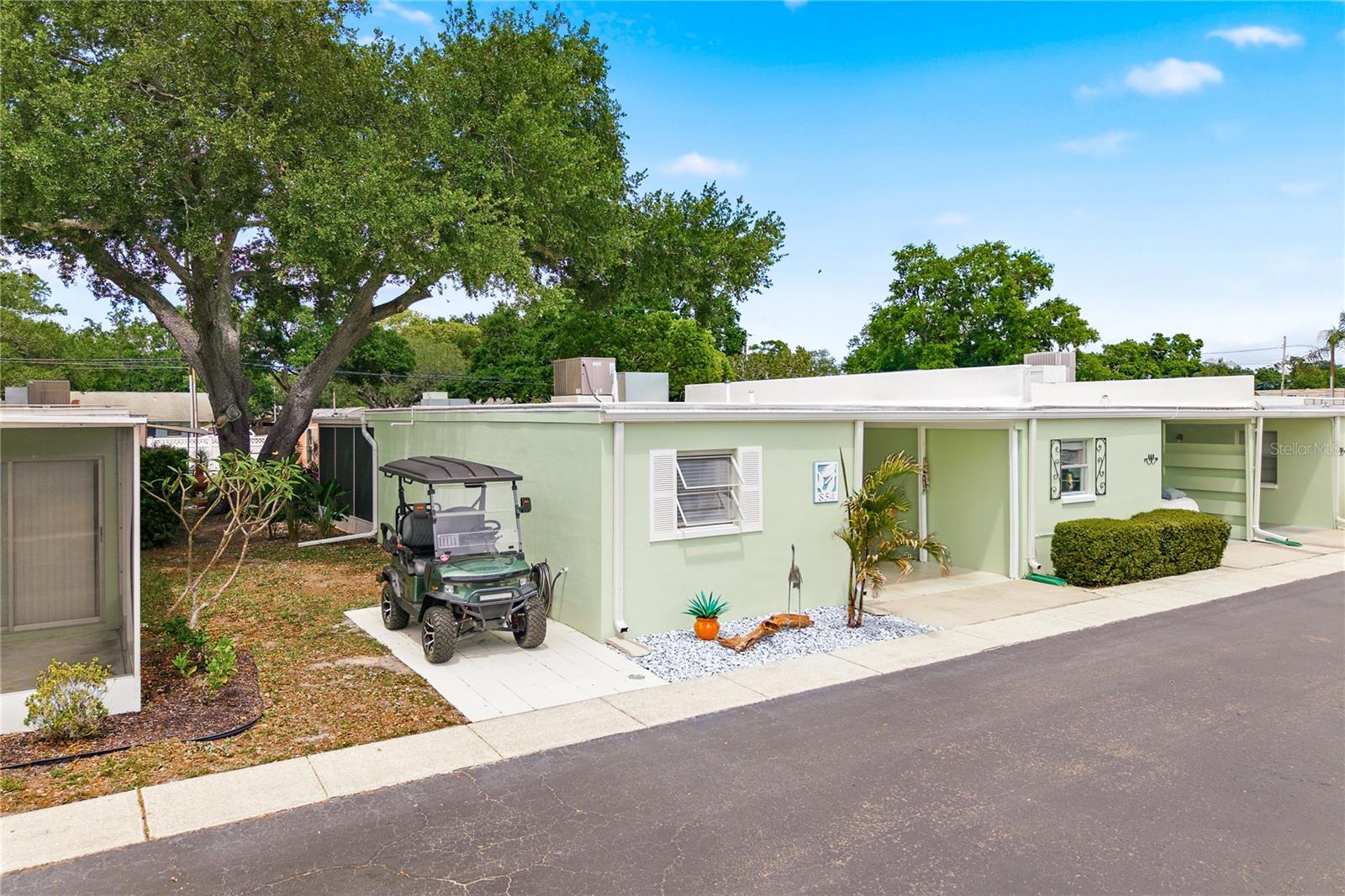 Image 26 of 45 For 854 Sky Loch Drive N