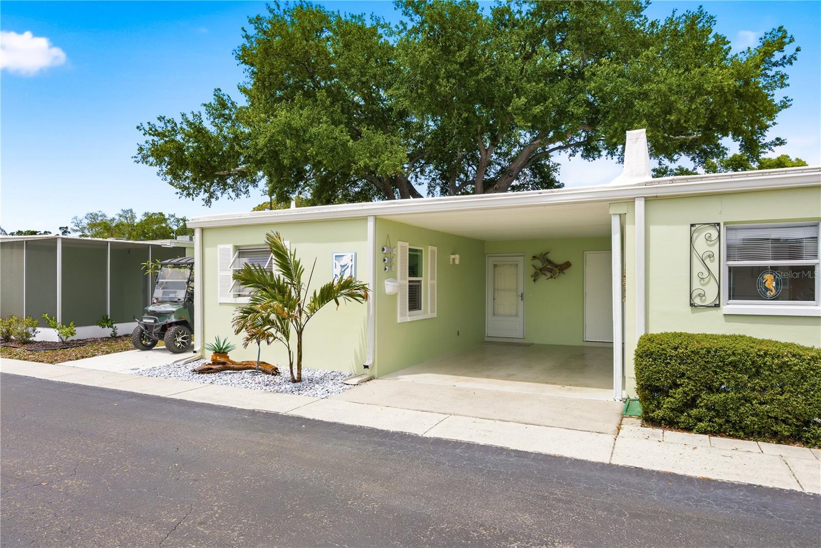 Image 30 of 45 For 854 Sky Loch Drive N