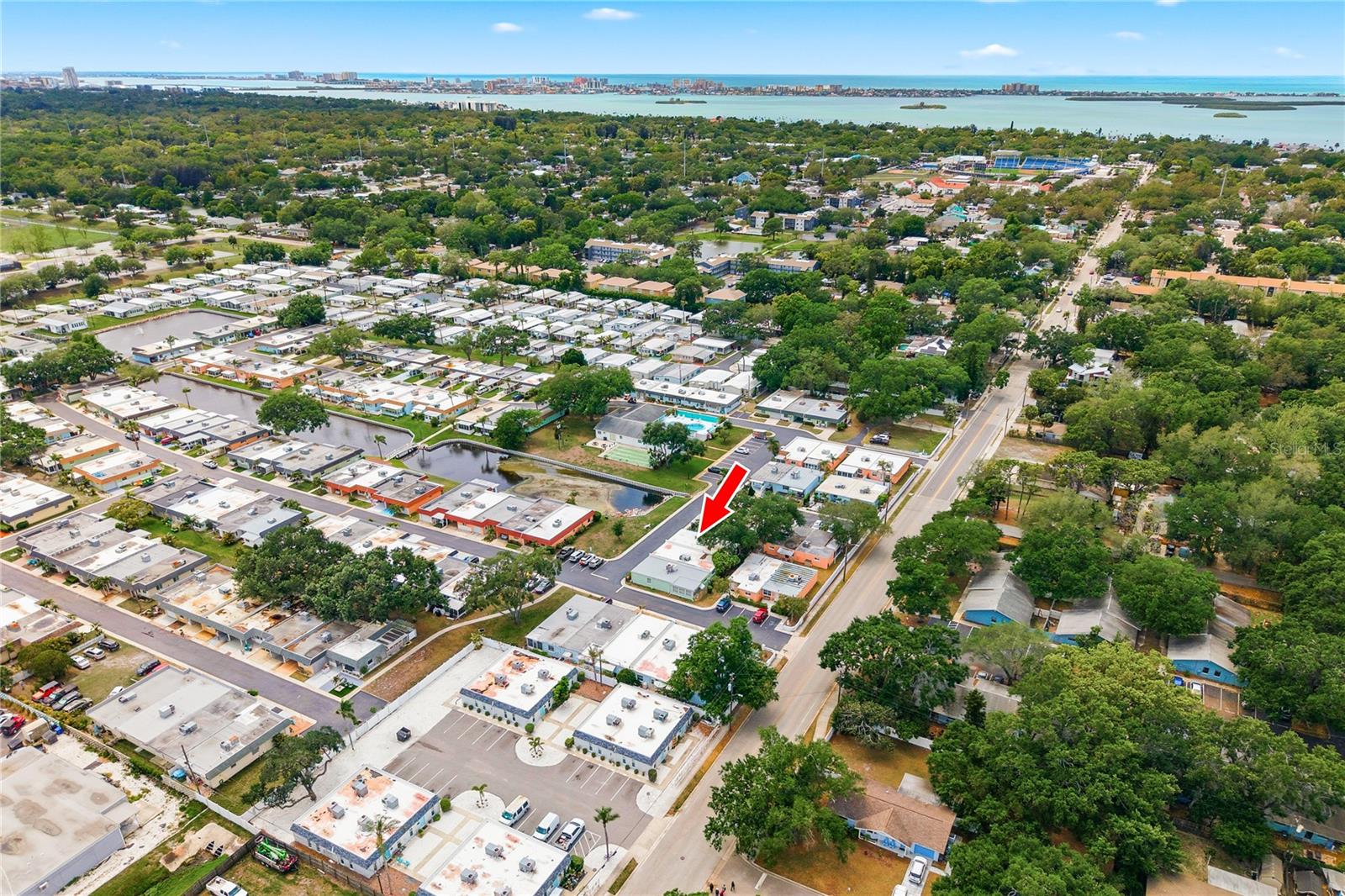 Image 33 of 45 For 854 Sky Loch Drive N