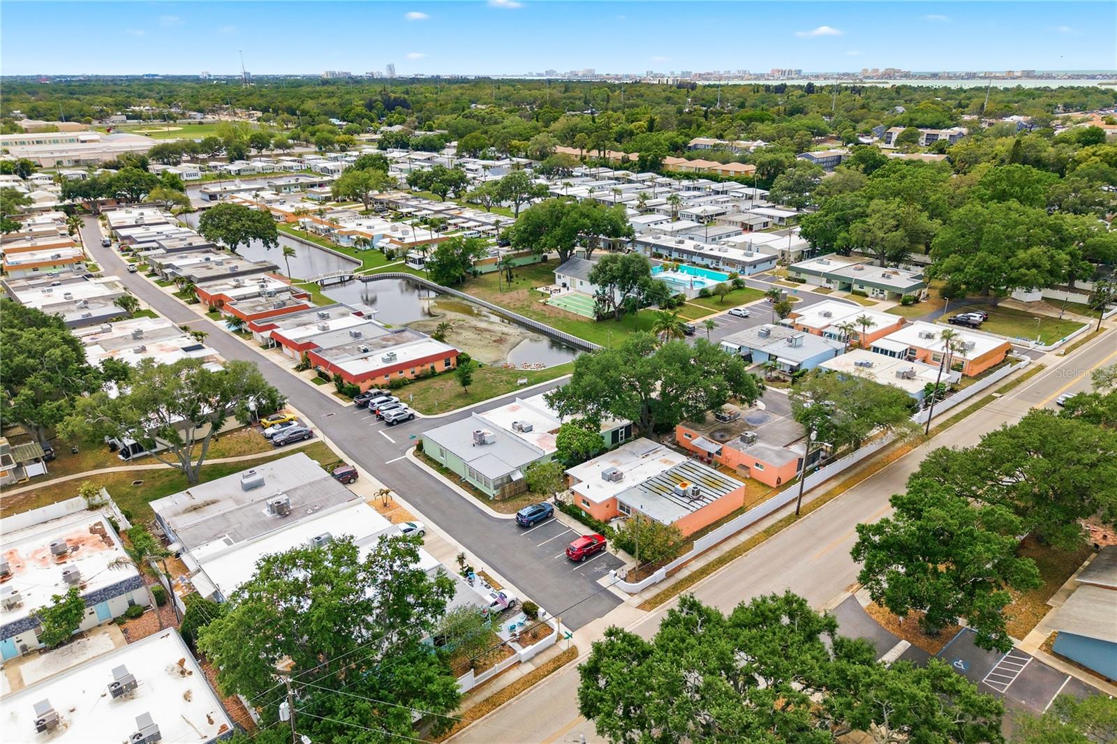 Image 39 of 45 For 854 Sky Loch Drive N