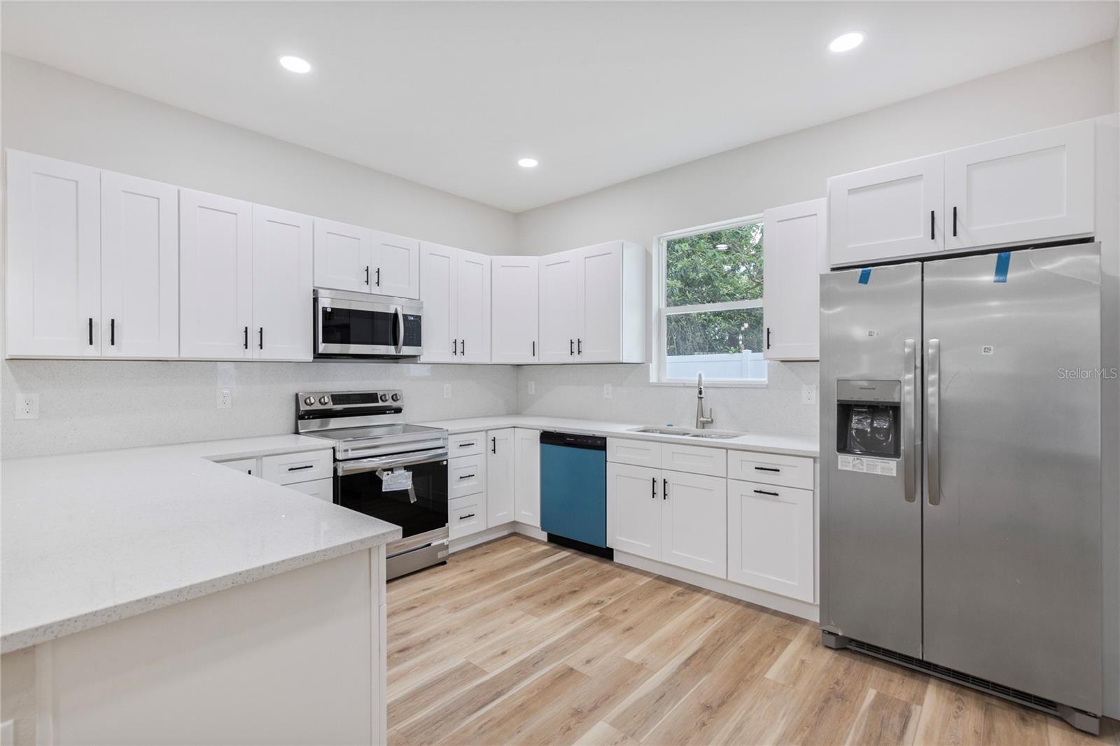 Image 20 of 30 For 809 131st Ave