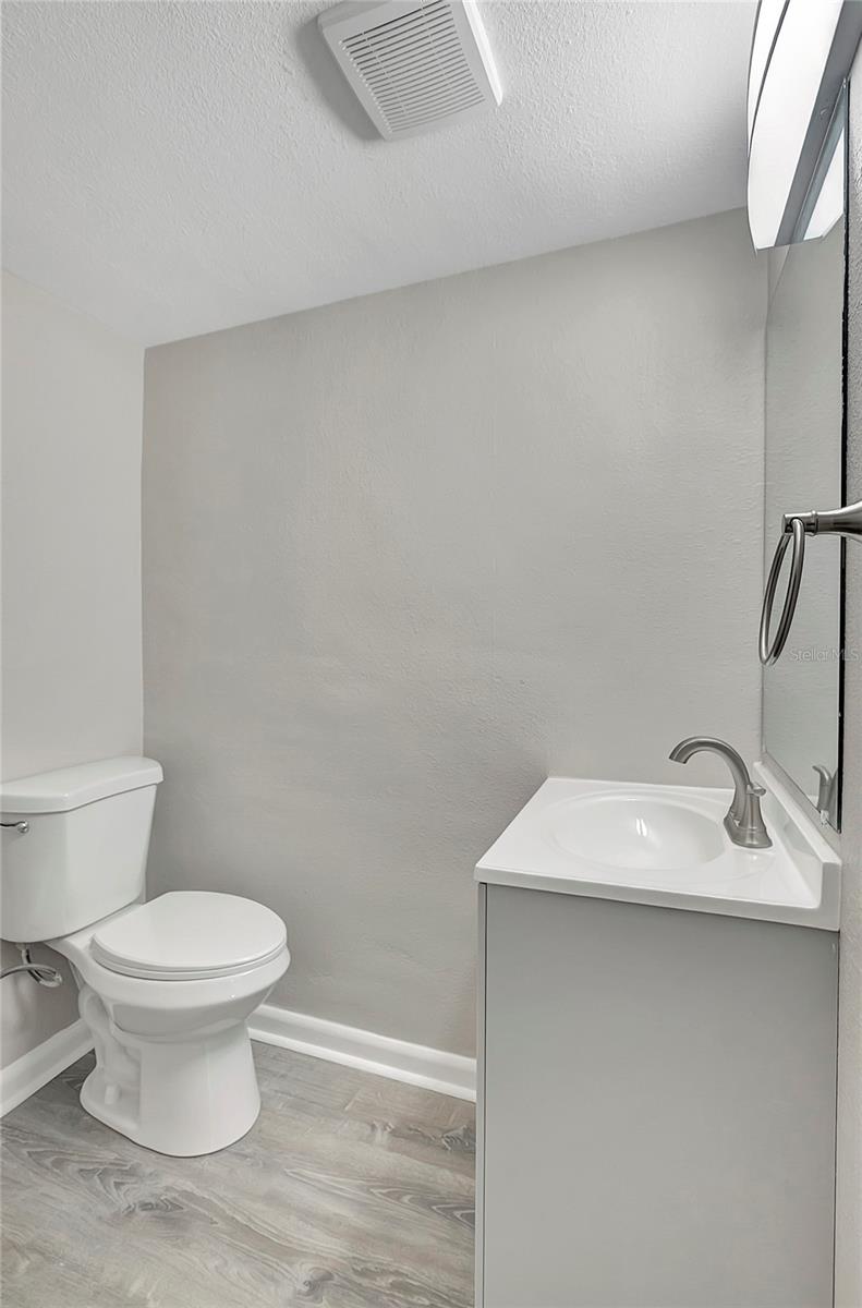 Image 22 of 44 For 7015 Filbert Lane