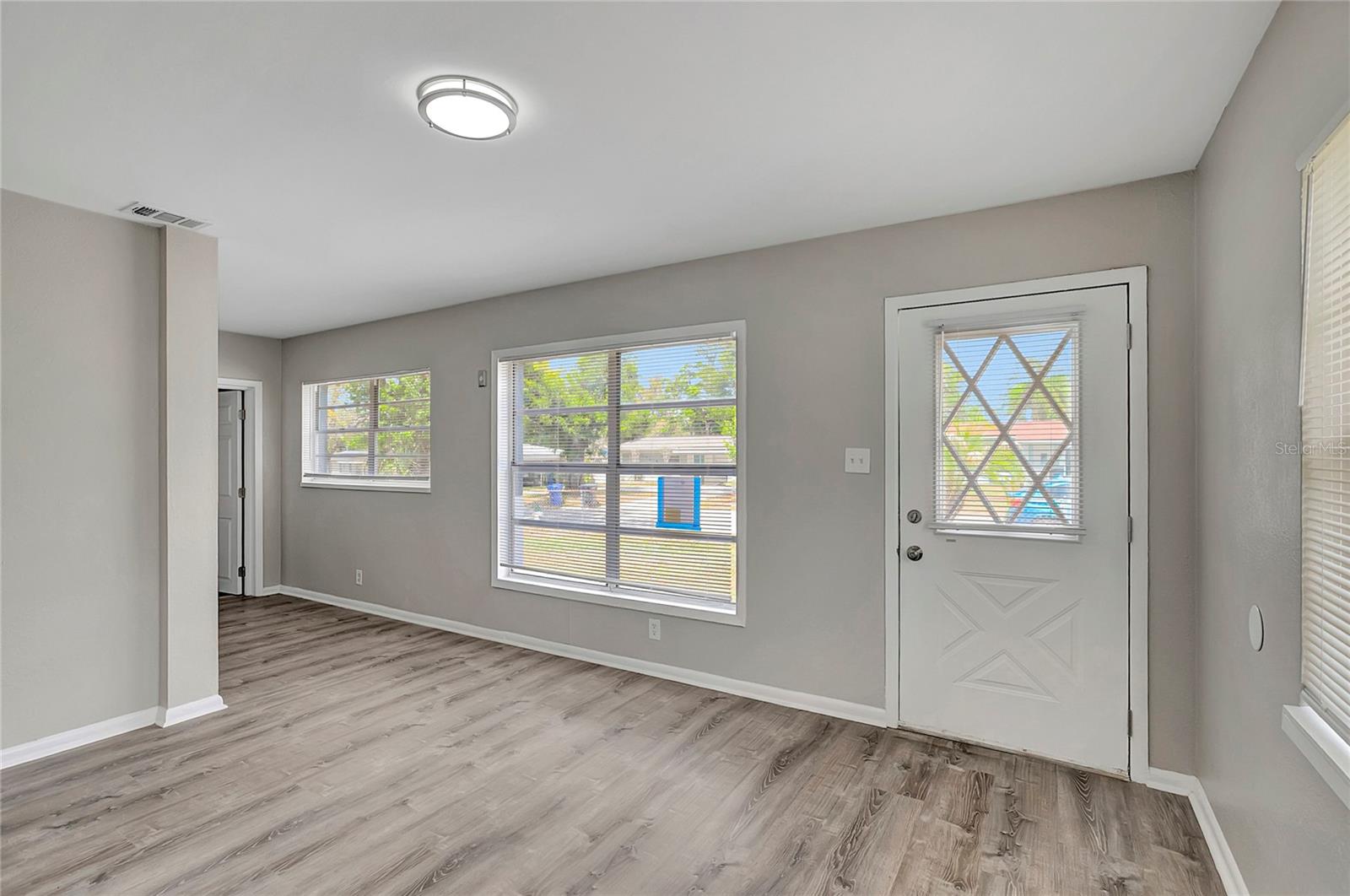 Image 6 of 44 For 7015 Filbert Lane