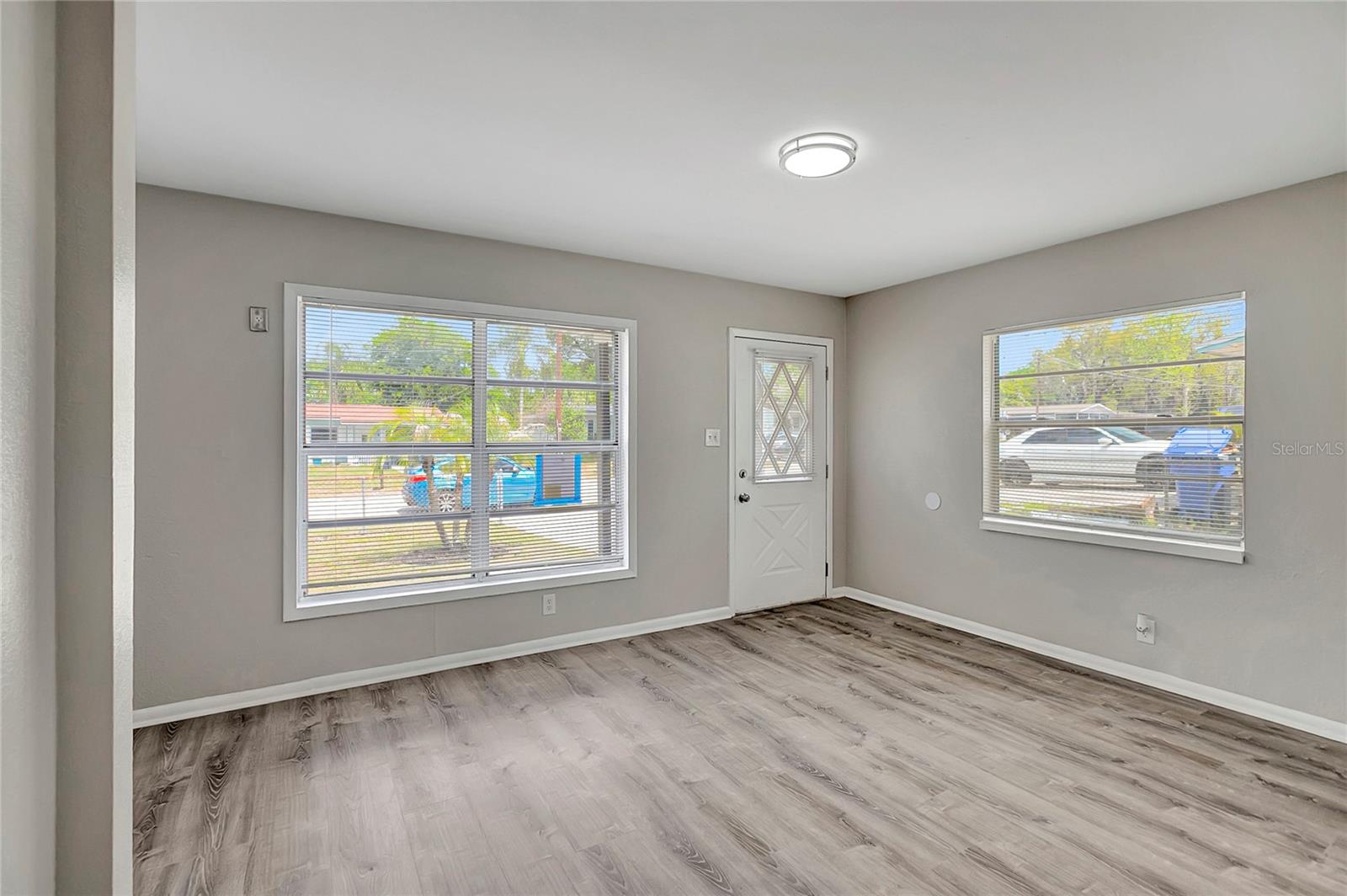 Image 7 of 44 For 7015 Filbert Lane