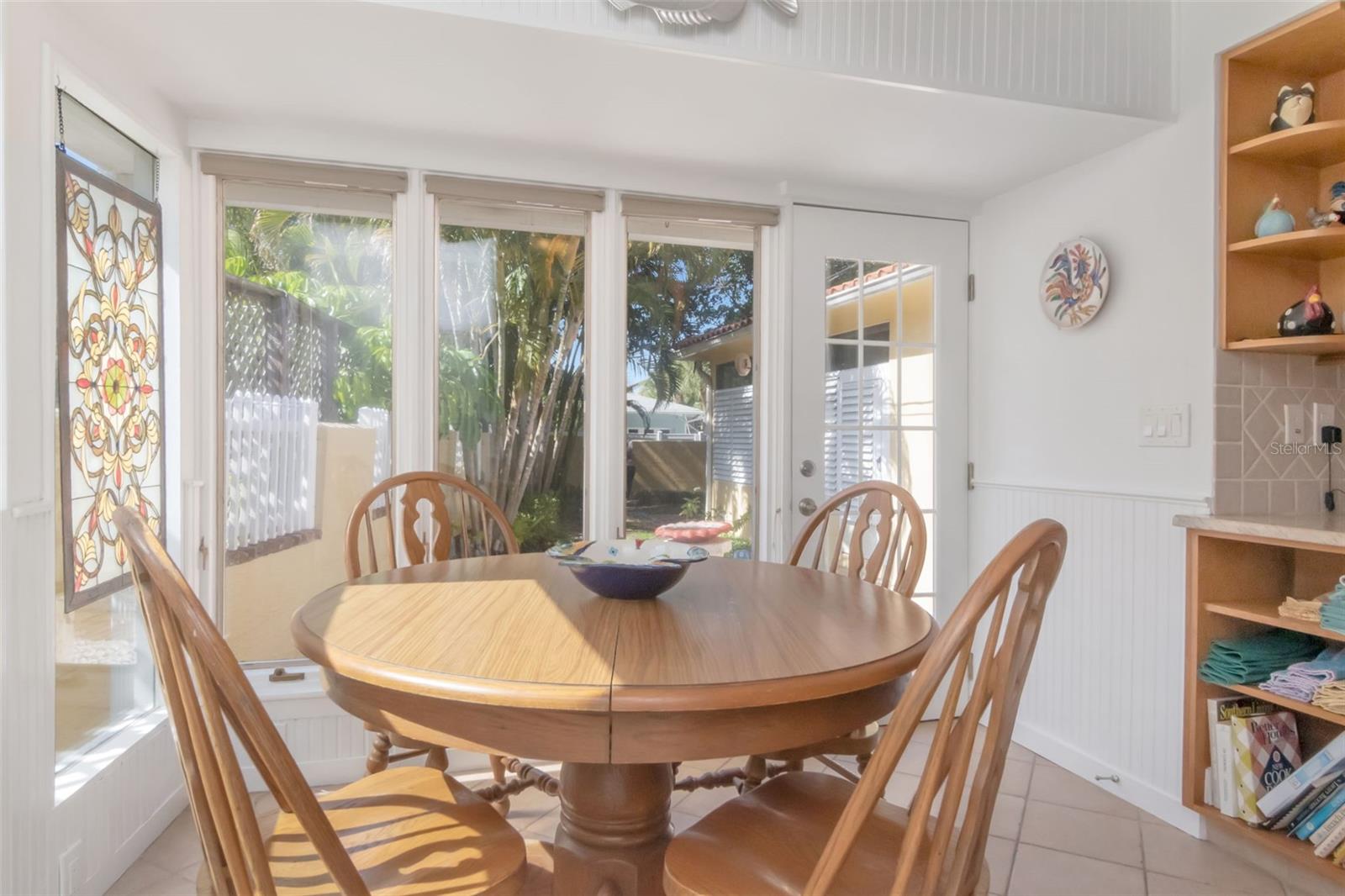 Image 13 of 58 For 135 25th Avenue Ne