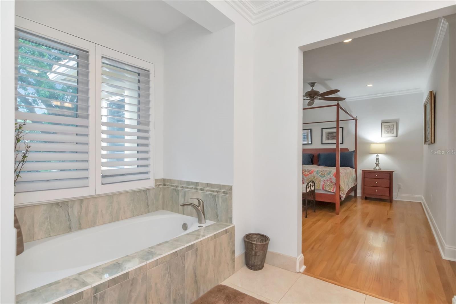 Image 26 of 58 For 135 25th Avenue Ne