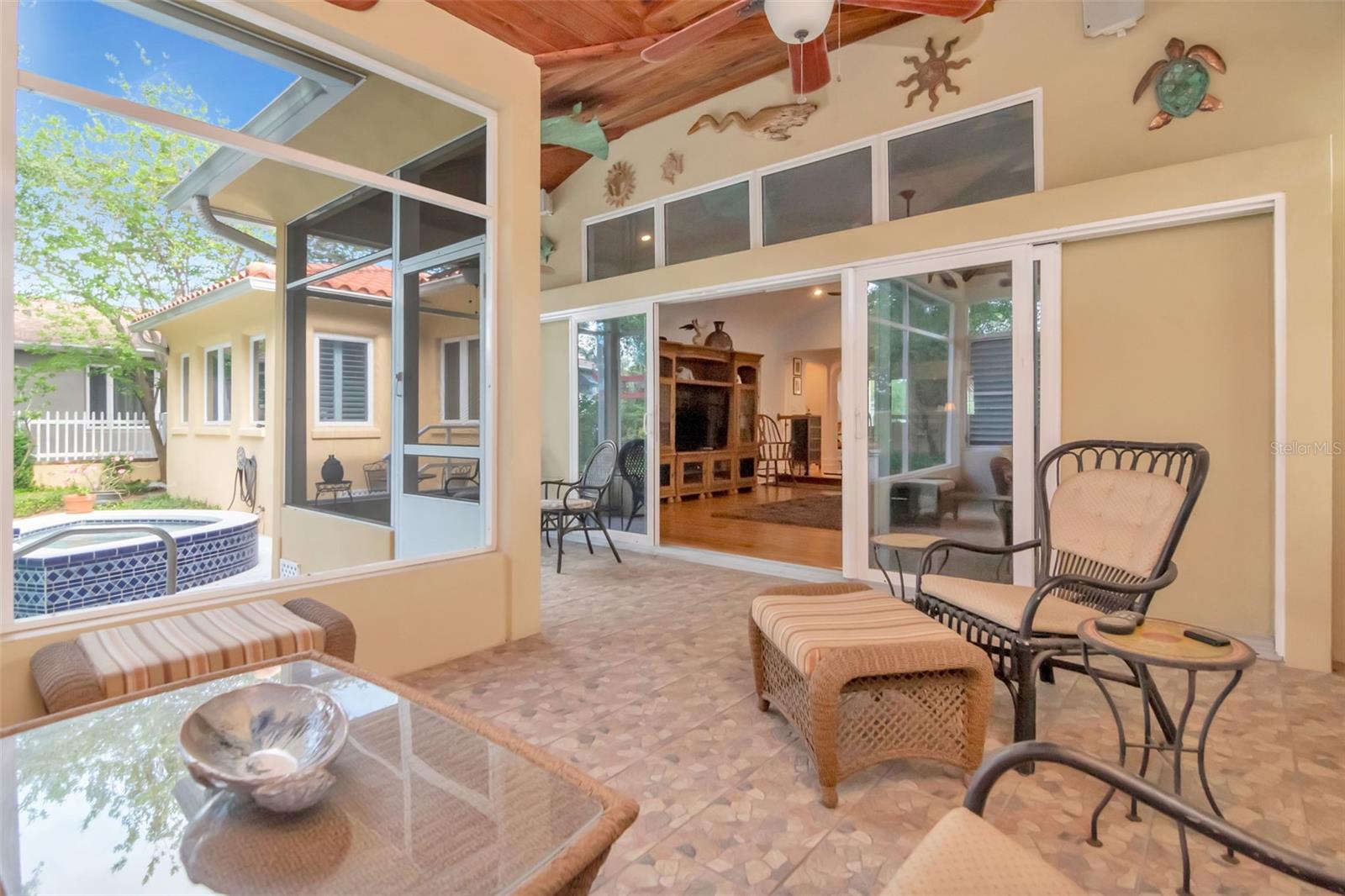 Image 37 of 58 For 135 25th Avenue Ne