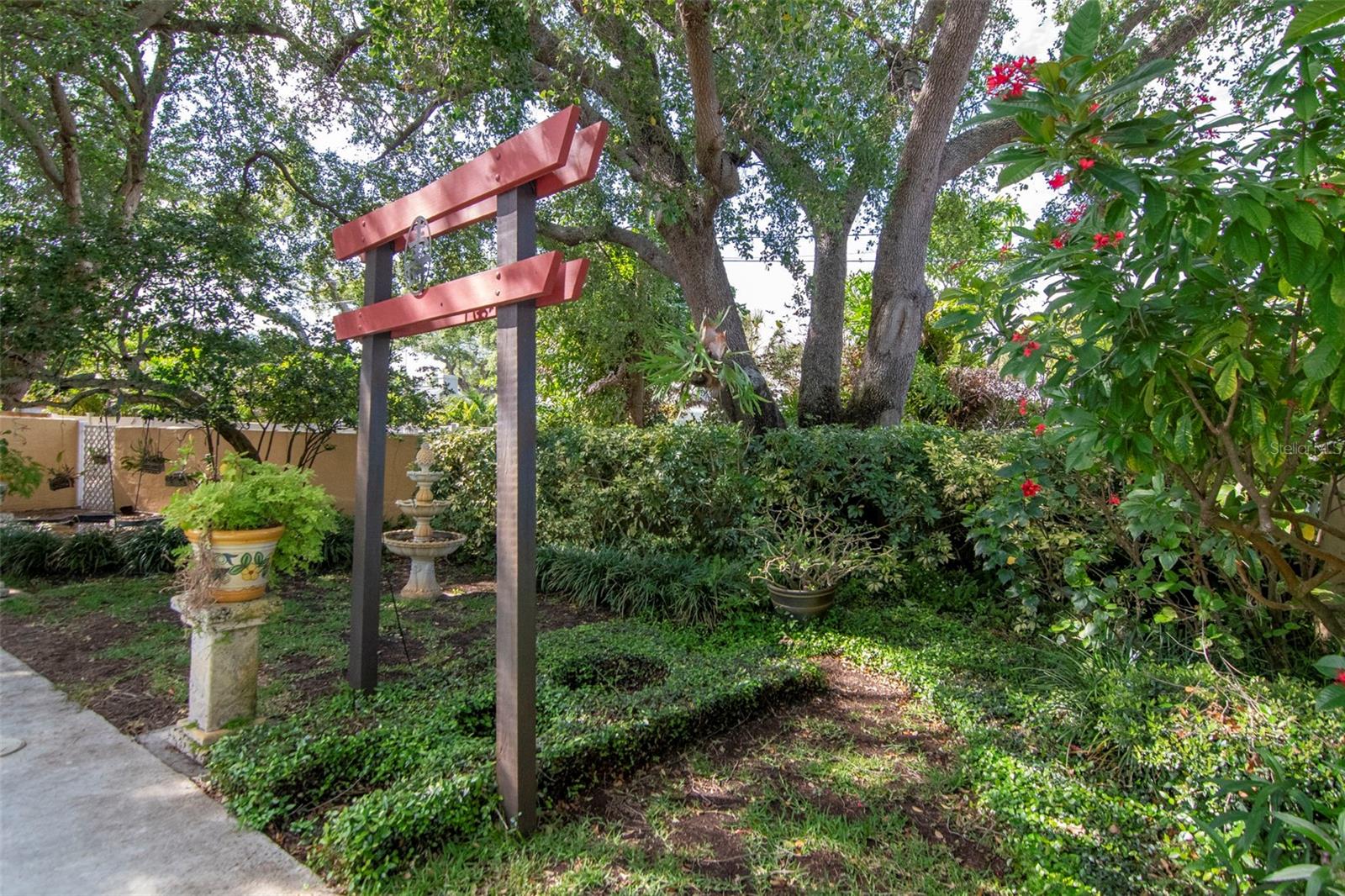 Image 46 of 58 For 135 25th Avenue Ne