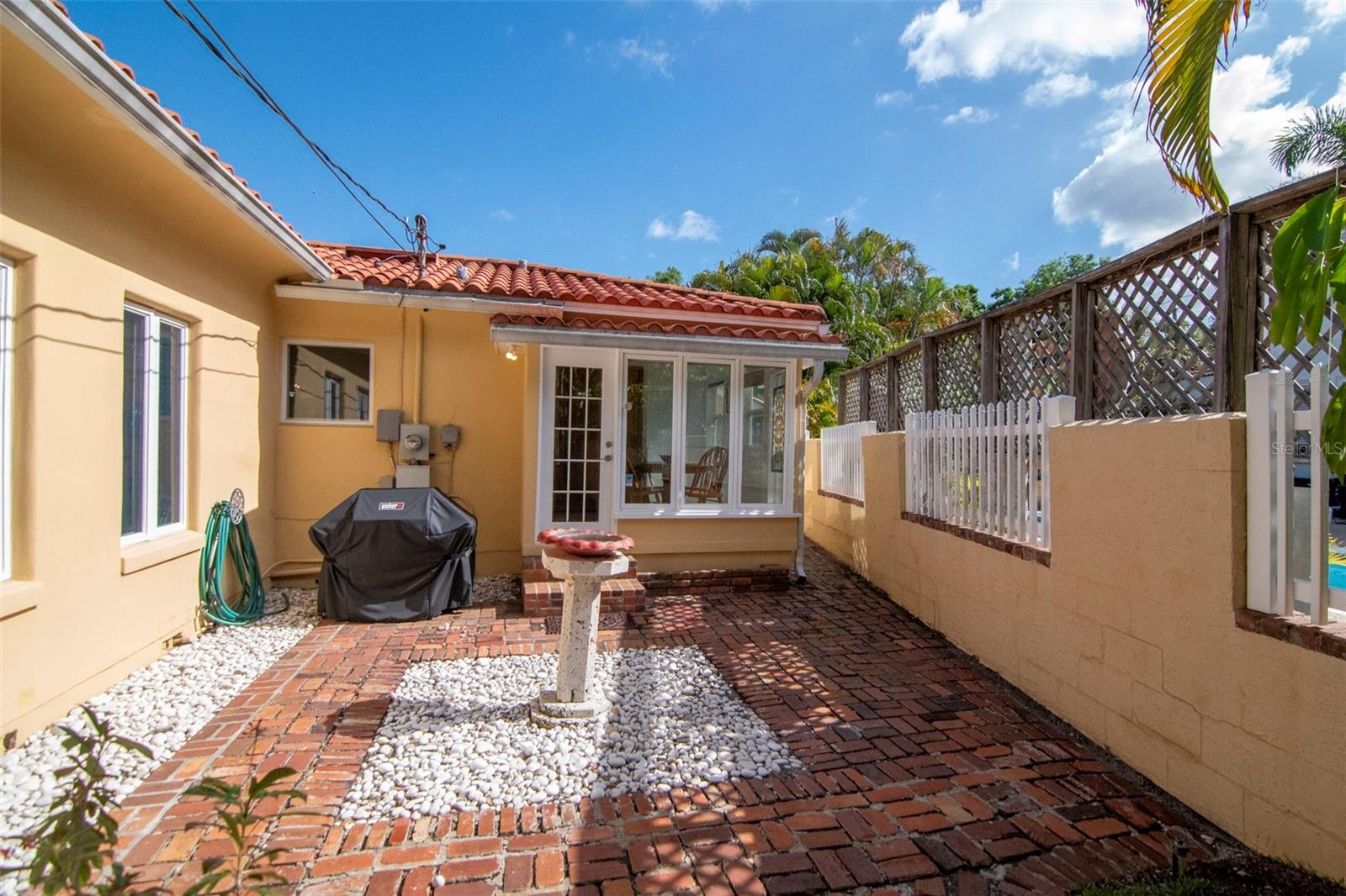 Image 49 of 58 For 135 25th Avenue Ne