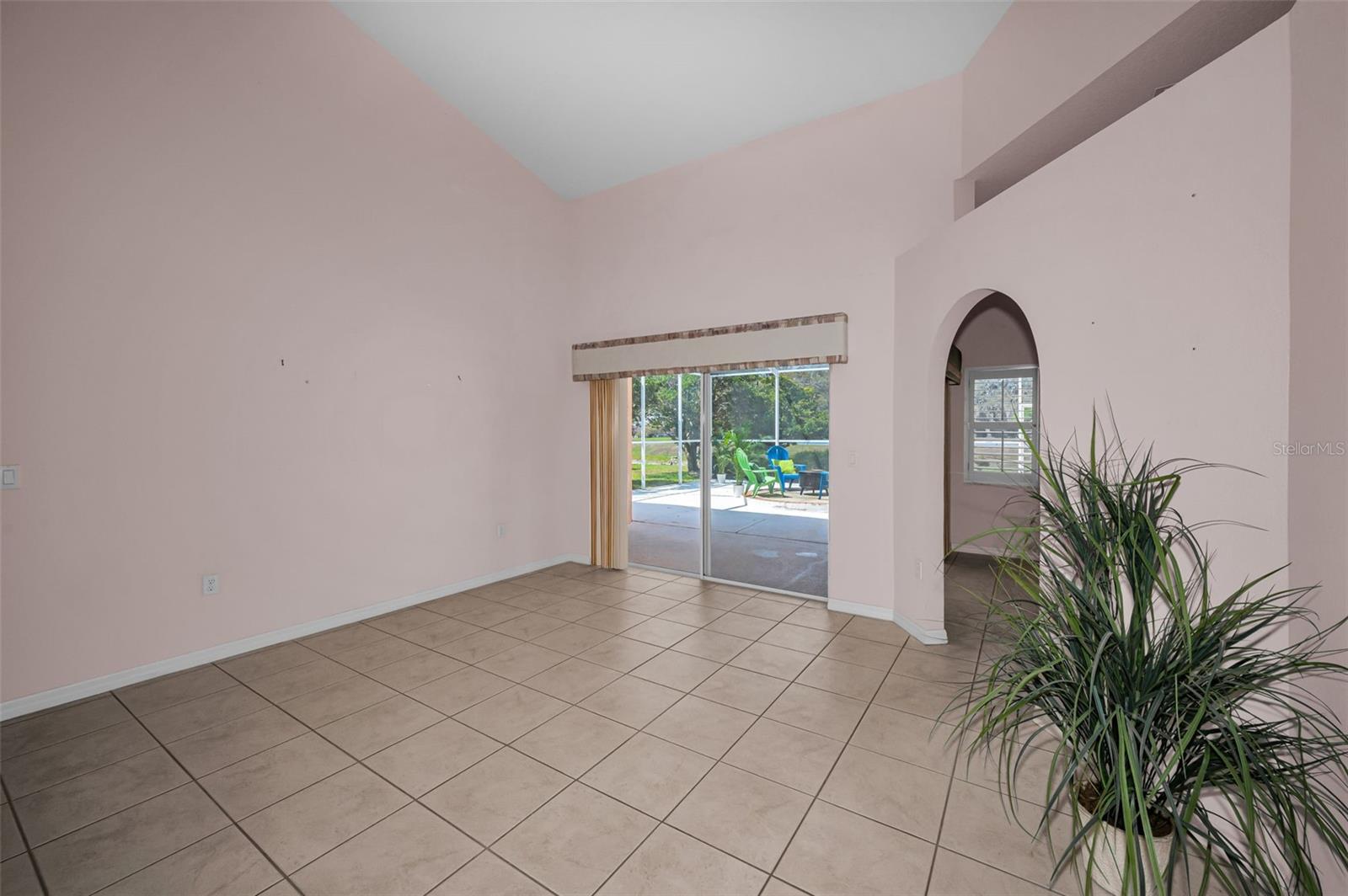 Image 13 of 77 For 548 Manisha Place