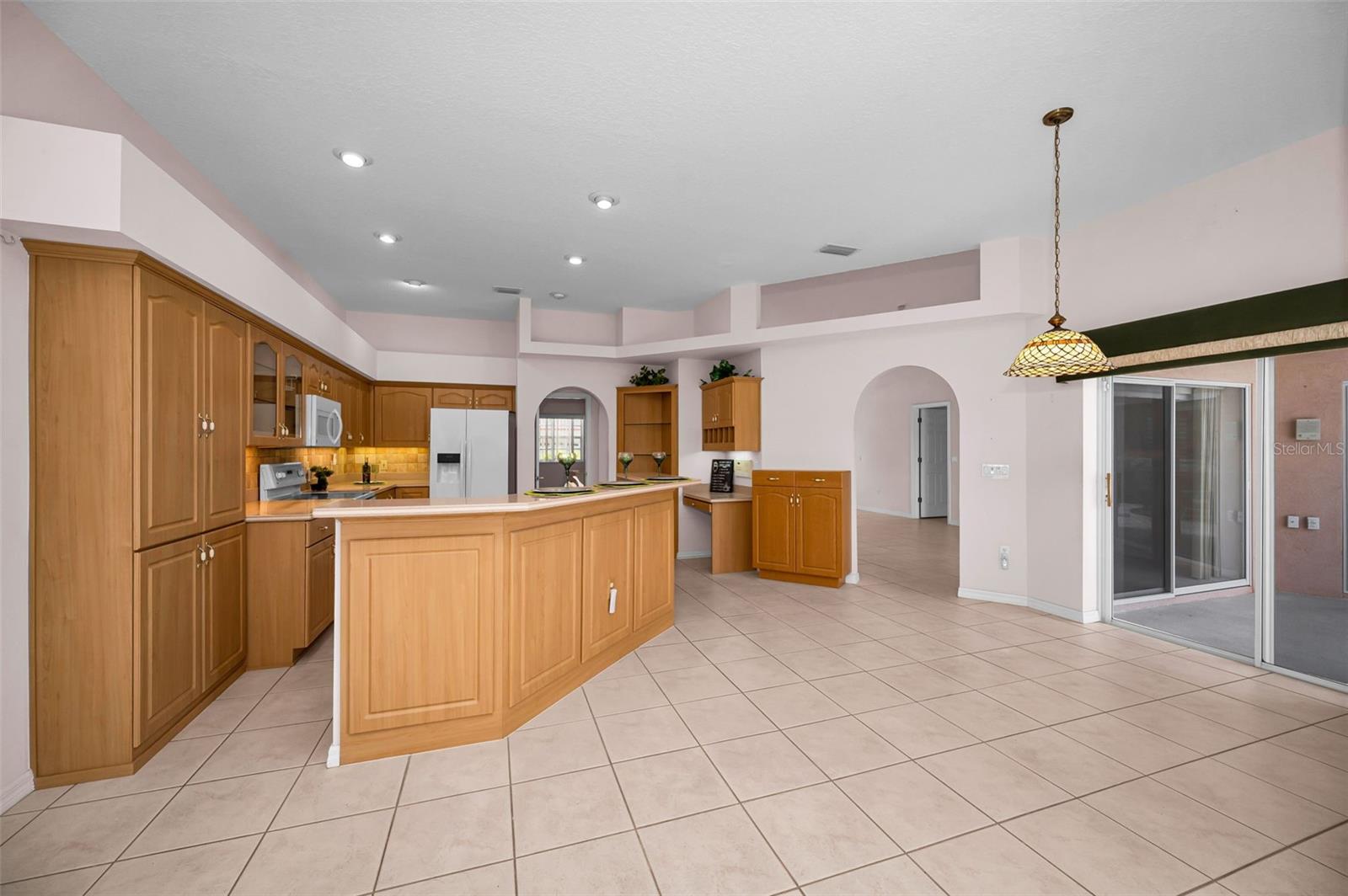 Image 17 of 77 For 548 Manisha Place