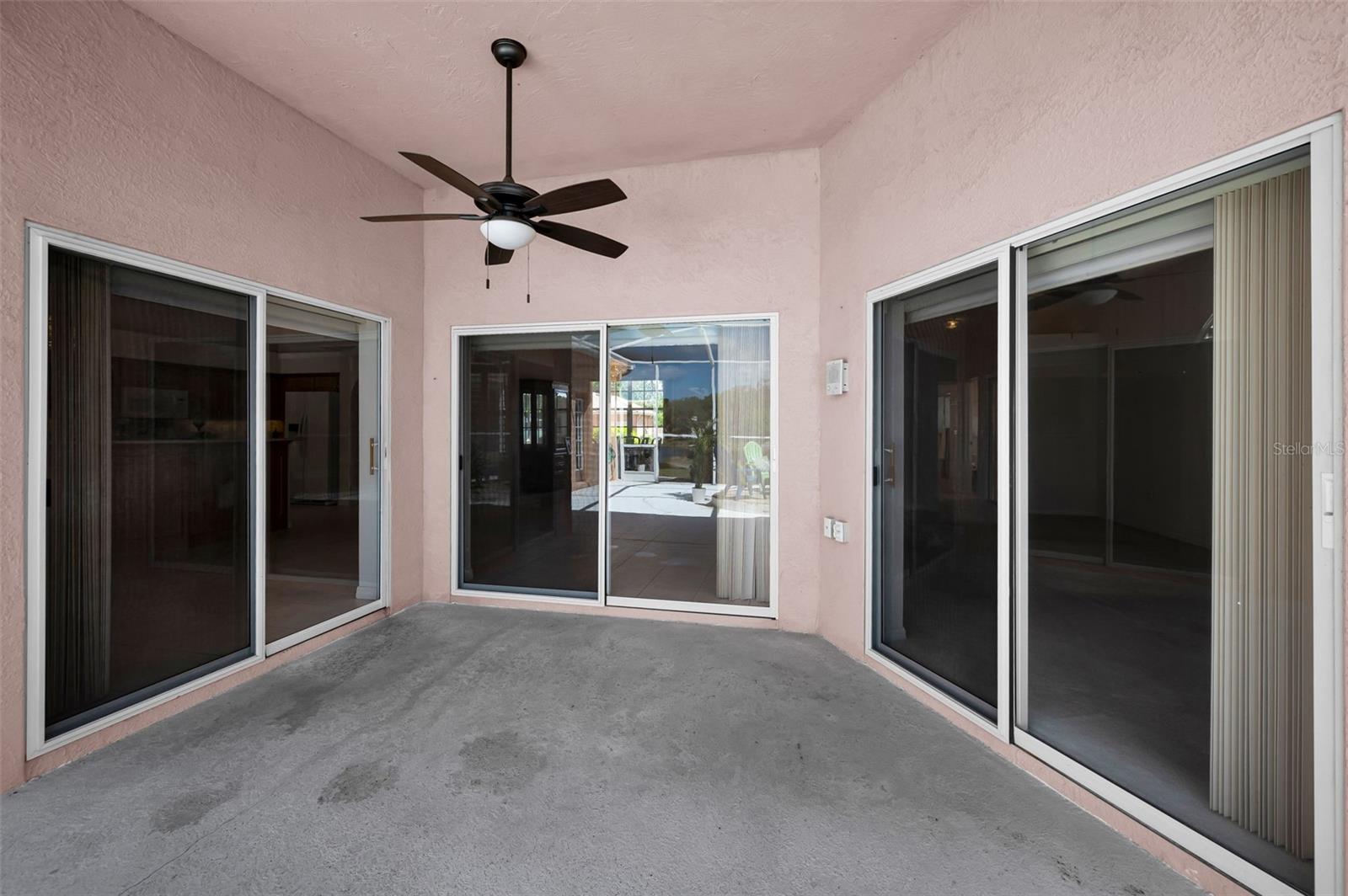 Image 34 of 77 For 548 Manisha Place