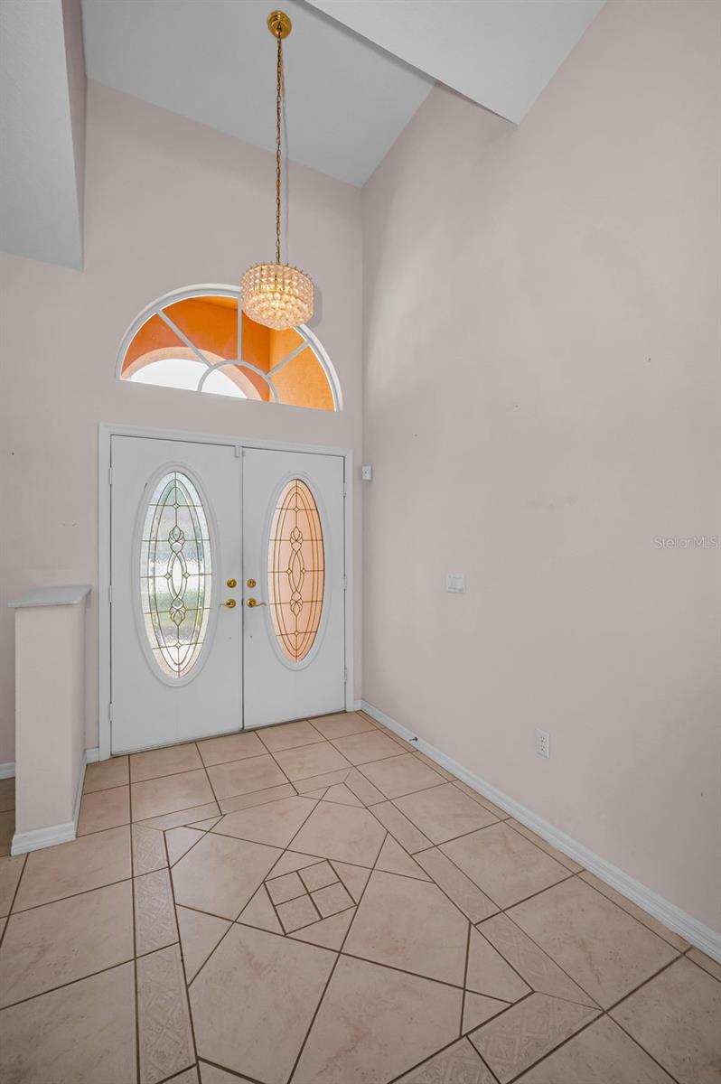 Image 8 of 77 For 548 Manisha Place