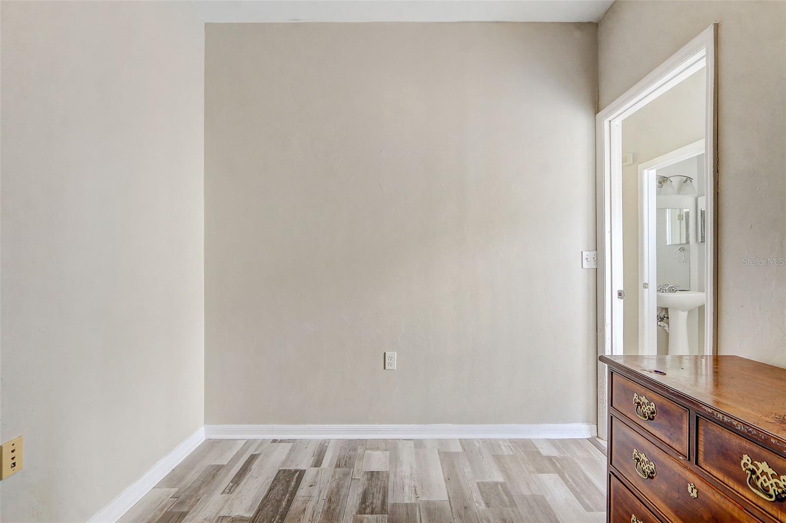 Image 14 of 24 For 5116 21st Drive