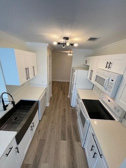 Image 13 of 31 For 18319 Bridle Club Drive