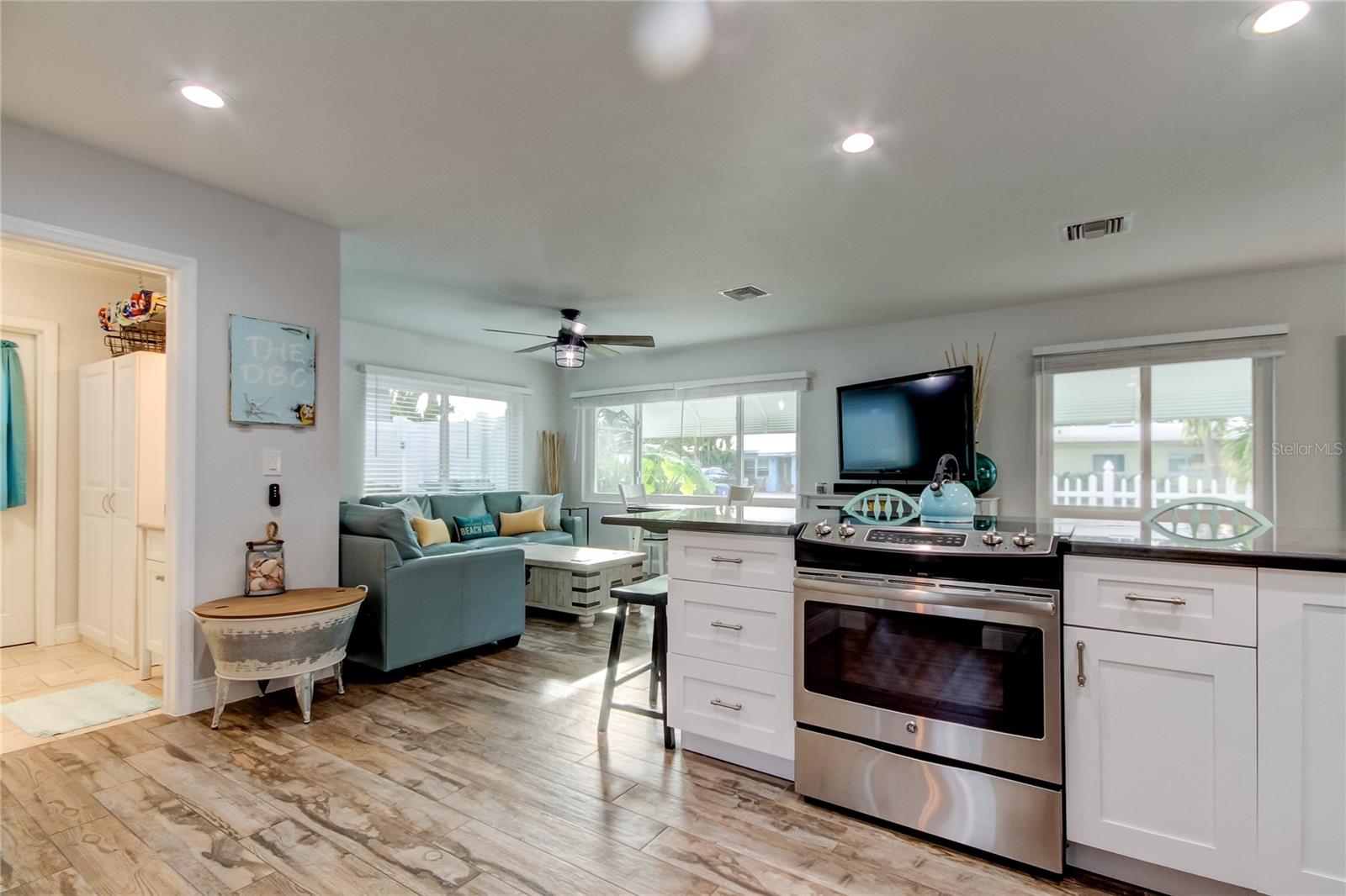 Image 20 of 45 For 1907 2nd Street