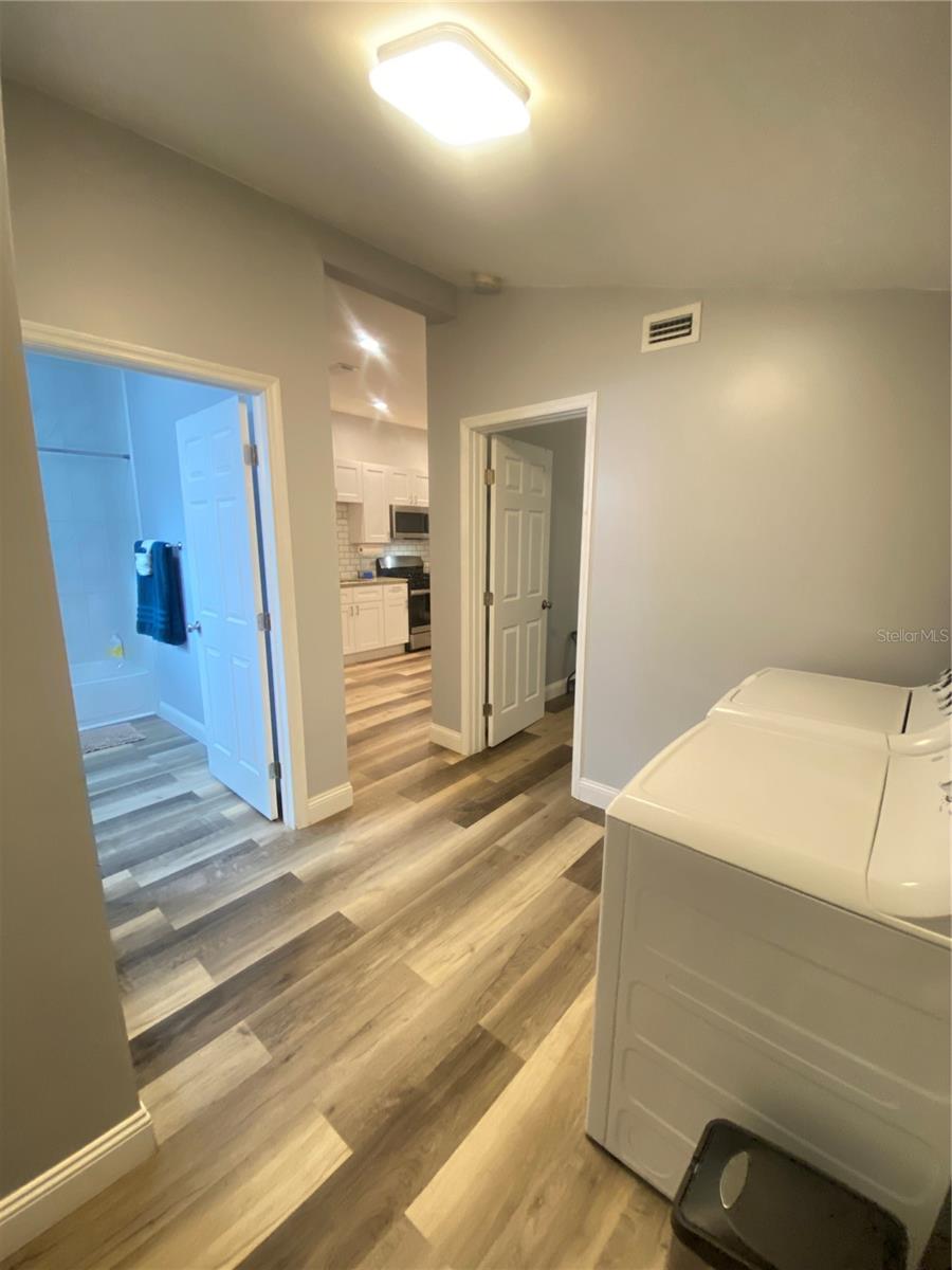 Image 12 of 23 For 808 Grove Street N 808