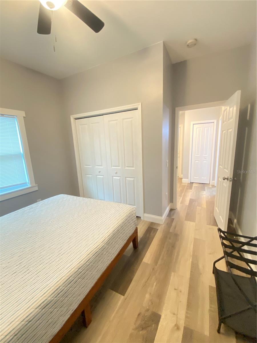 Image 20 of 23 For 808 Grove Street N 808