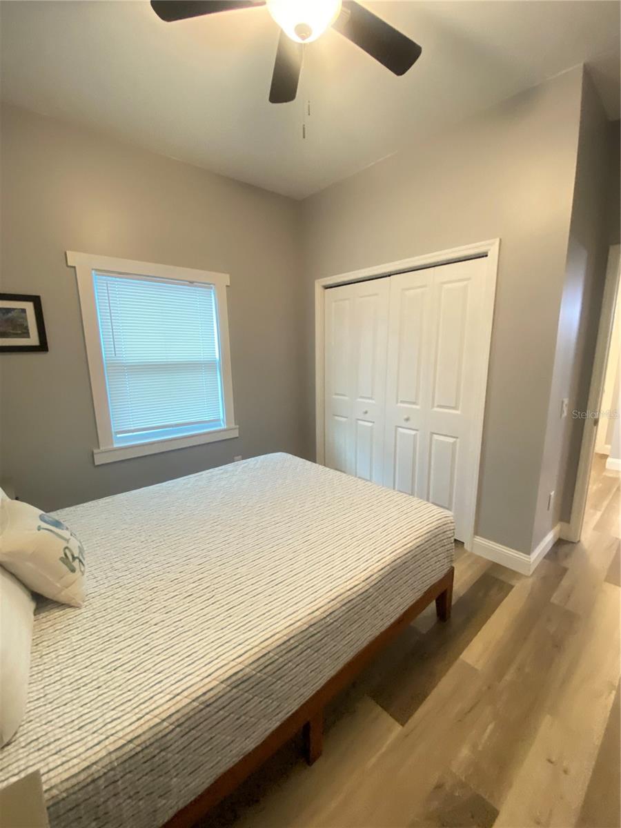 Image 21 of 23 For 808 Grove Street N 808