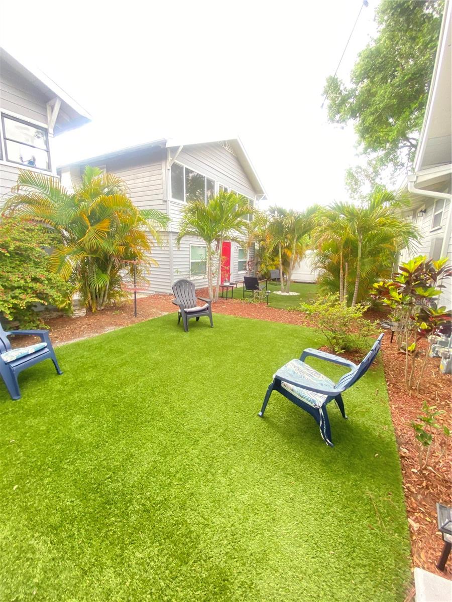 Image 22 of 23 For 808 Grove Street N 808