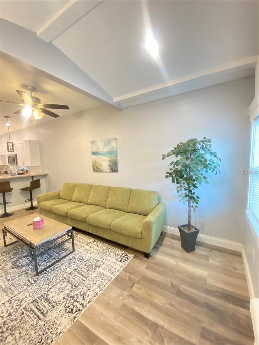 Image 4 of 23 For 808 Grove Street N 808