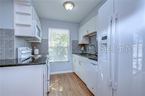 Image 8 of 16 For 1799 Highland Avenue 132