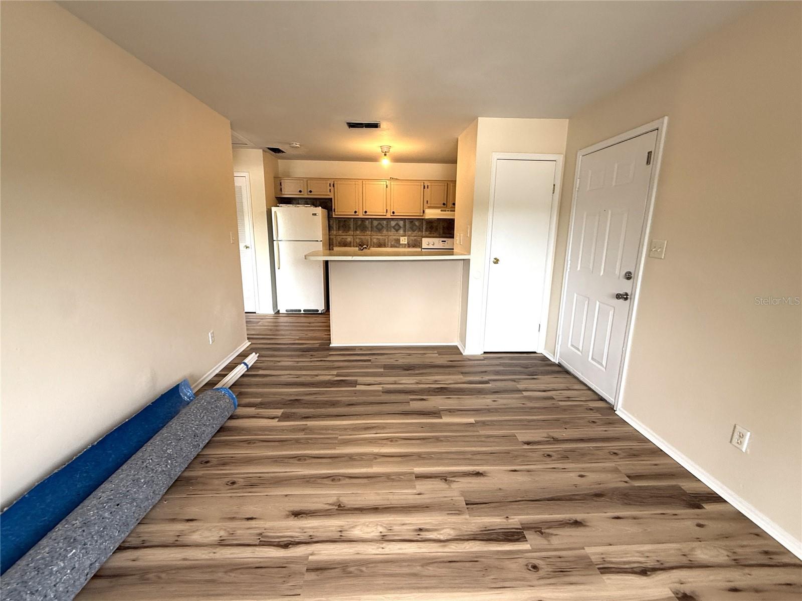 Image 7 of 24 For 1400 Gandy Boulevard N 505